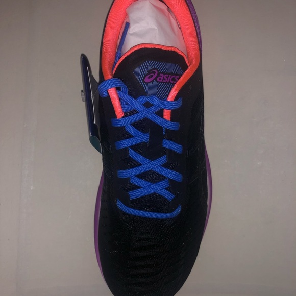 ASICS Novablast - Picture 2 of 4